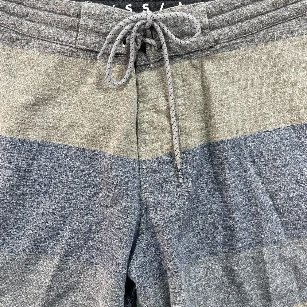 Vissla Mocha Sofa Surfer Board Shorts Mens Medium Gray Blue Striped Swimwear - Picture 4 of 11